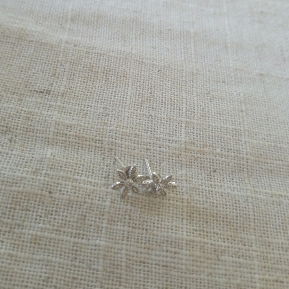 14k white gold earrings
